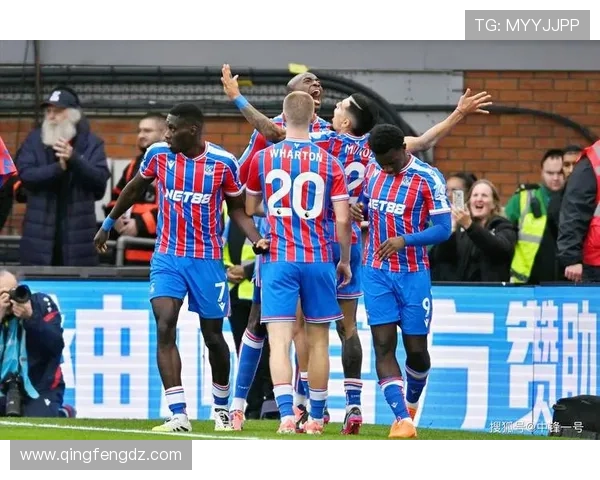 英超激战：曼联与曼城对决，展现强劲竞争力与表现状态