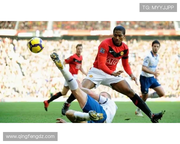 曼联战术混乱与更衣室矛盾加剧，豪门根基面临考验